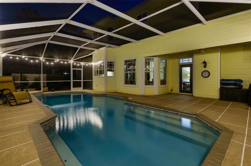 На продажу: $1,050,000 (4 спален, 5 ванн, 4300 Квадратных фут)