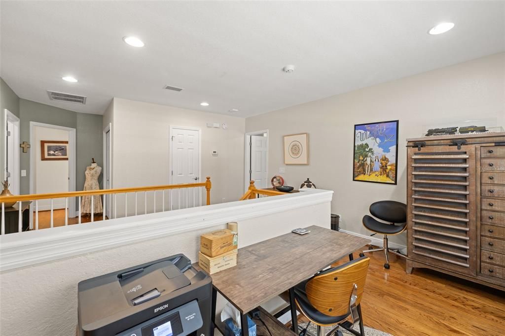 На продажу: $1,050,000 (4 спален, 5 ванн, 4300 Квадратных фут)