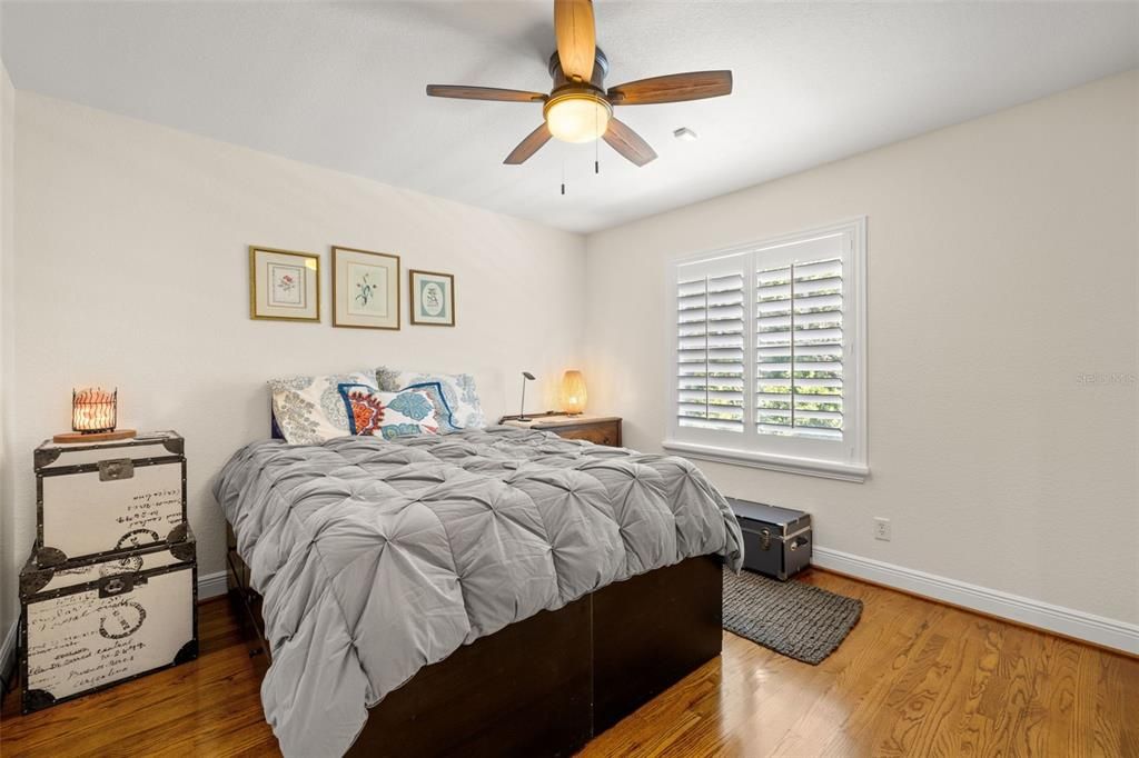 На продажу: $1,050,000 (4 спален, 5 ванн, 4300 Квадратных фут)