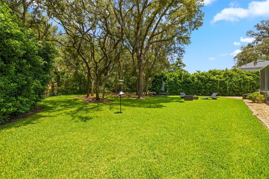 На продажу: $1,050,000 (4 спален, 5 ванн, 4300 Квадратных фут)