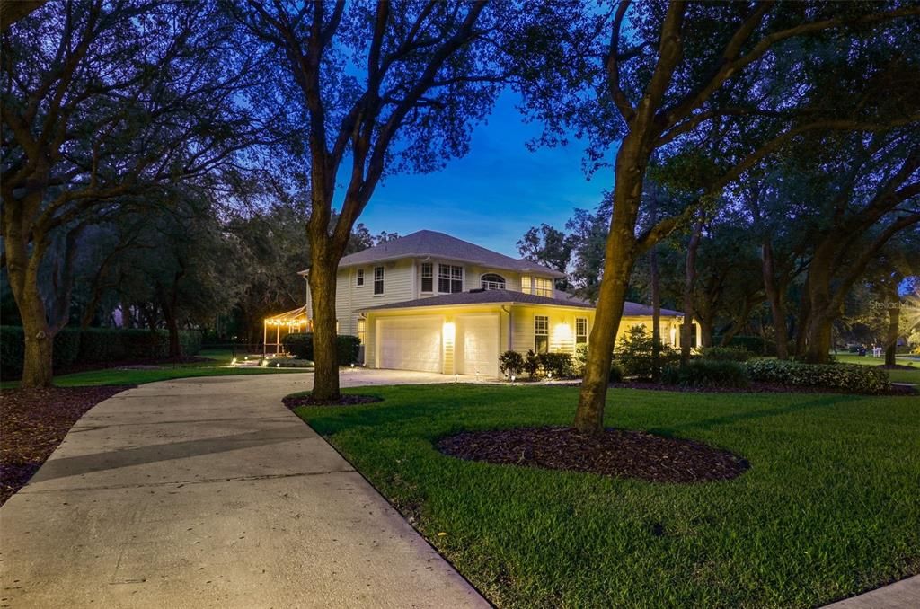 На продажу: $1,050,000 (4 спален, 5 ванн, 4300 Квадратных фут)