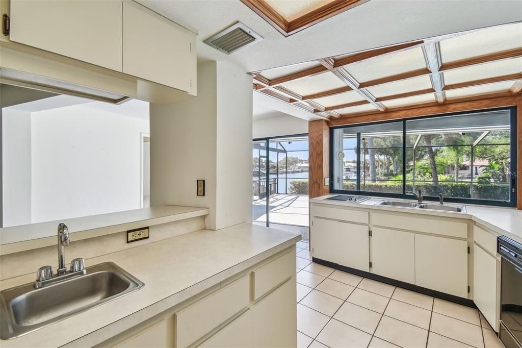 待售: $1,119,000 (4 贝兹, 2 浴室, 2843 平方英尺)