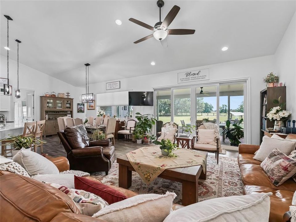 For Sale: $1,127,000 (4 beds, 3 baths, 2746 Square Feet)