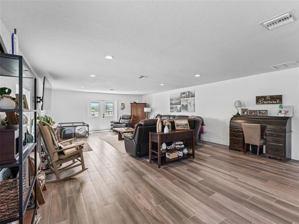 For Sale: $1,127,000 (4 beds, 3 baths, 2746 Square Feet)