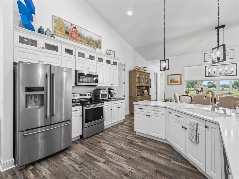 For Sale: $1,127,000 (4 beds, 3 baths, 2746 Square Feet)