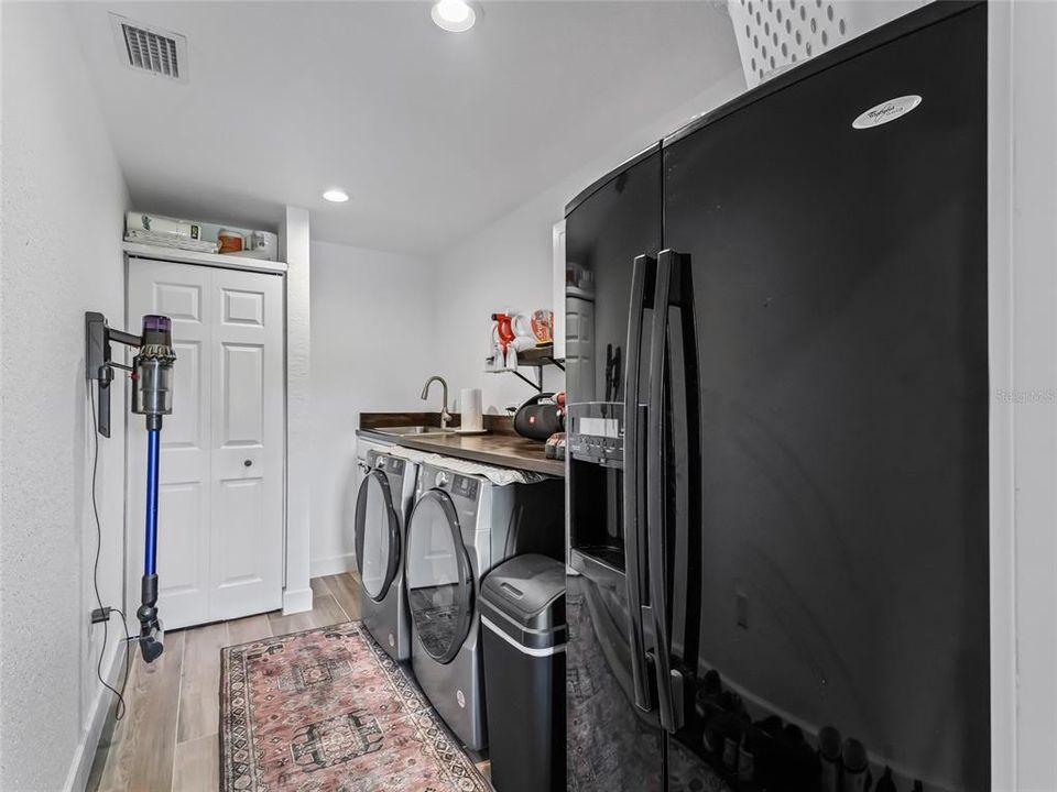 For Sale: $1,127,000 (4 beds, 3 baths, 2746 Square Feet)