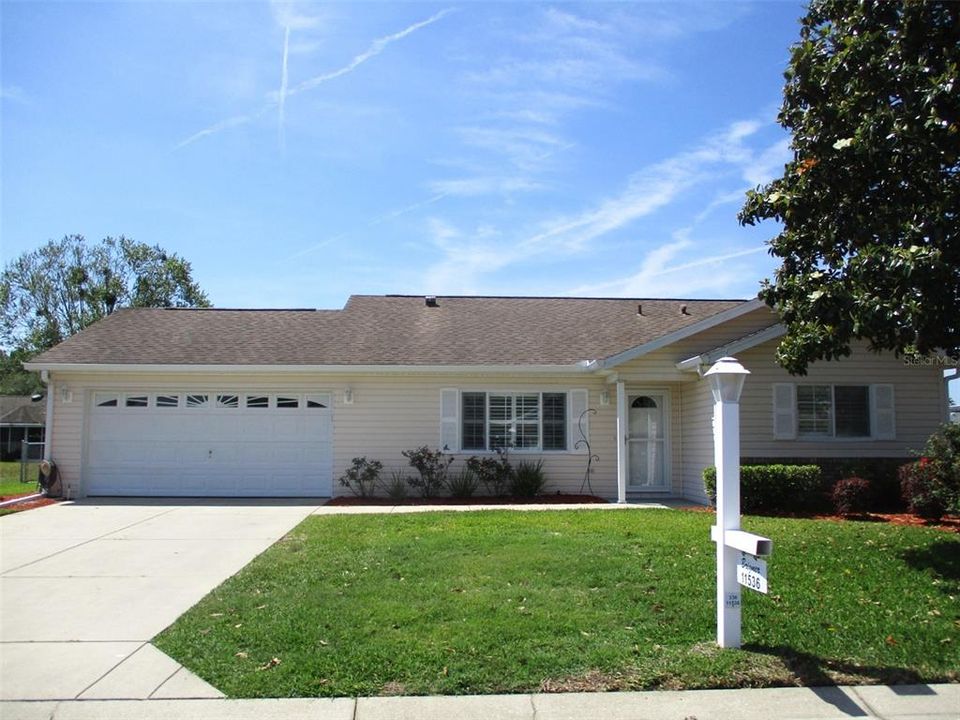 Recently Sold: $214,000 (2 beds, 2 baths, 1122 Square Feet)