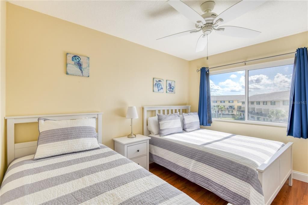 For Sale: $694,000 (2 beds, 2 baths, 1064 Square Feet)