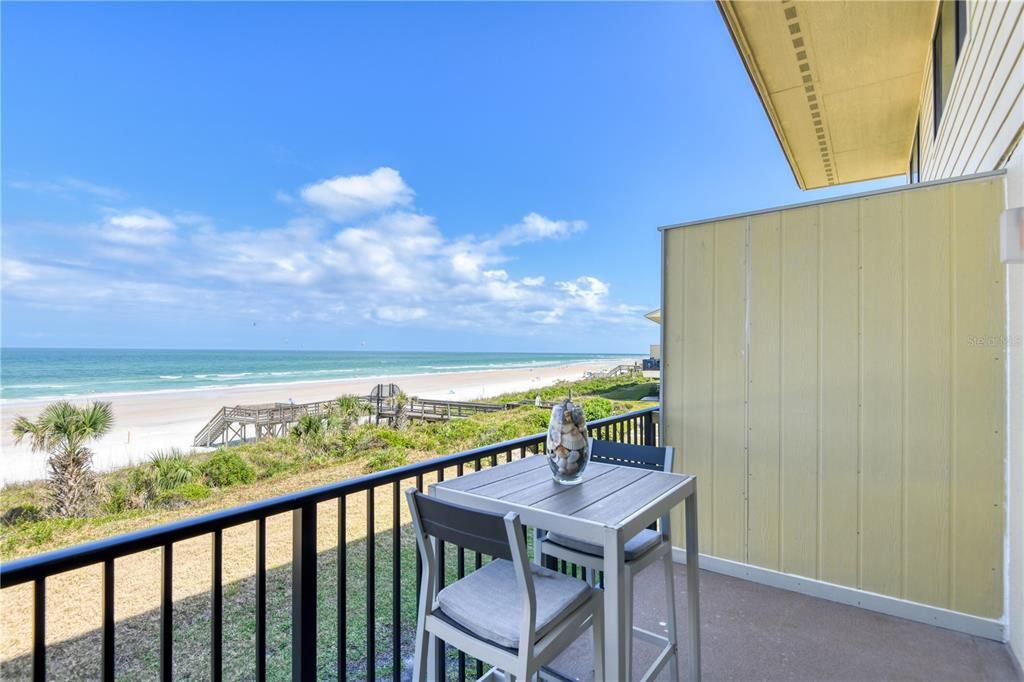 For Sale: $694,000 (2 beds, 2 baths, 1064 Square Feet)