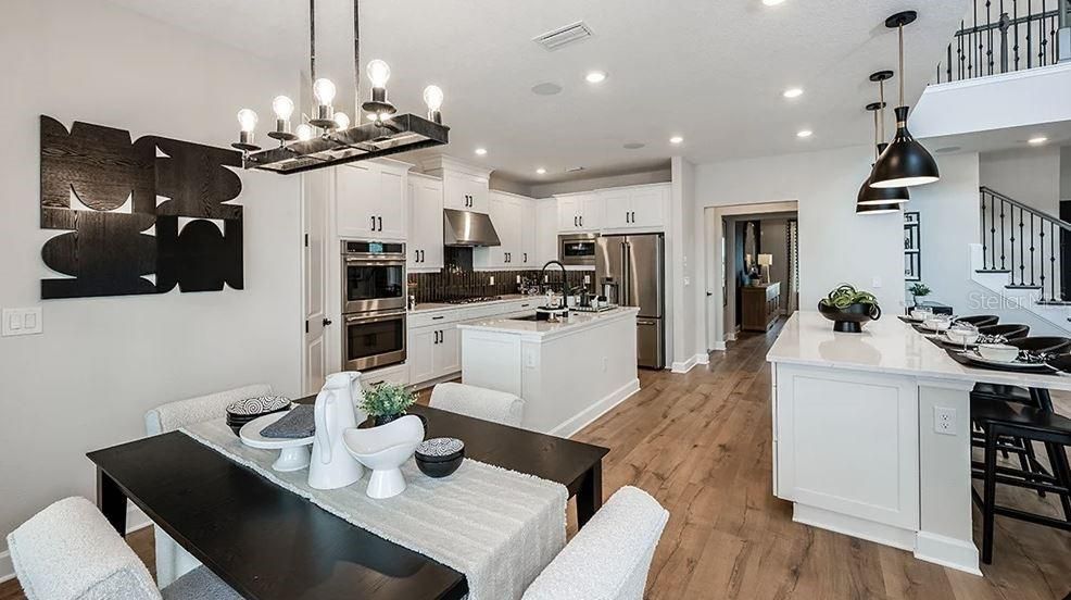 На продажу: $1,101,000 (5 спален, 4 ванн, 4281 Квадратных фут)