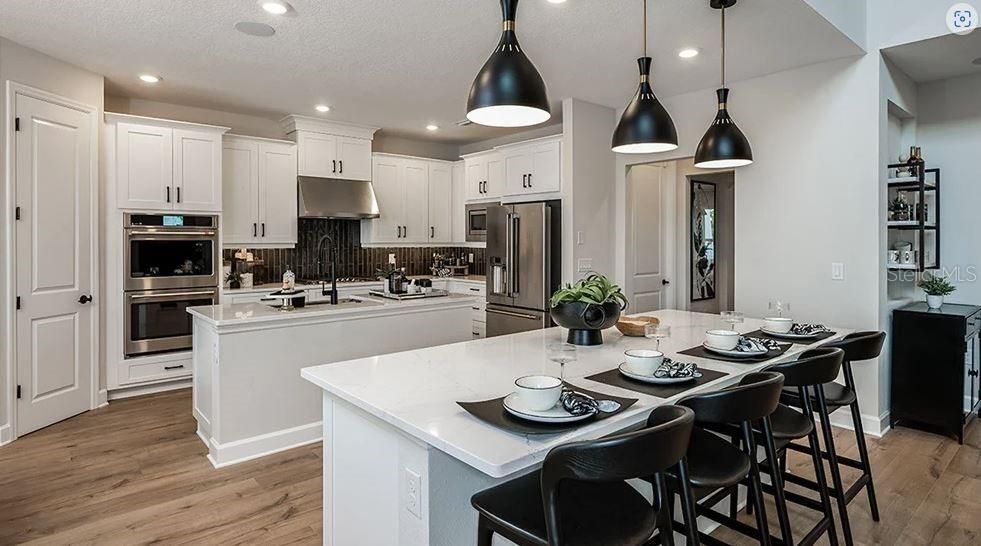 На продажу: $1,101,000 (5 спален, 4 ванн, 4281 Квадратных фут)