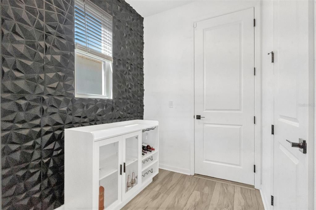На продажу: $559,990 (6 спален, 3 ванн, 3106 Квадратных фут)