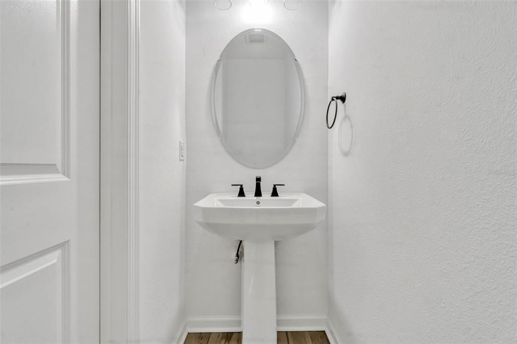 На продажу: $559,990 (6 спален, 3 ванн, 3106 Квадратных фут)