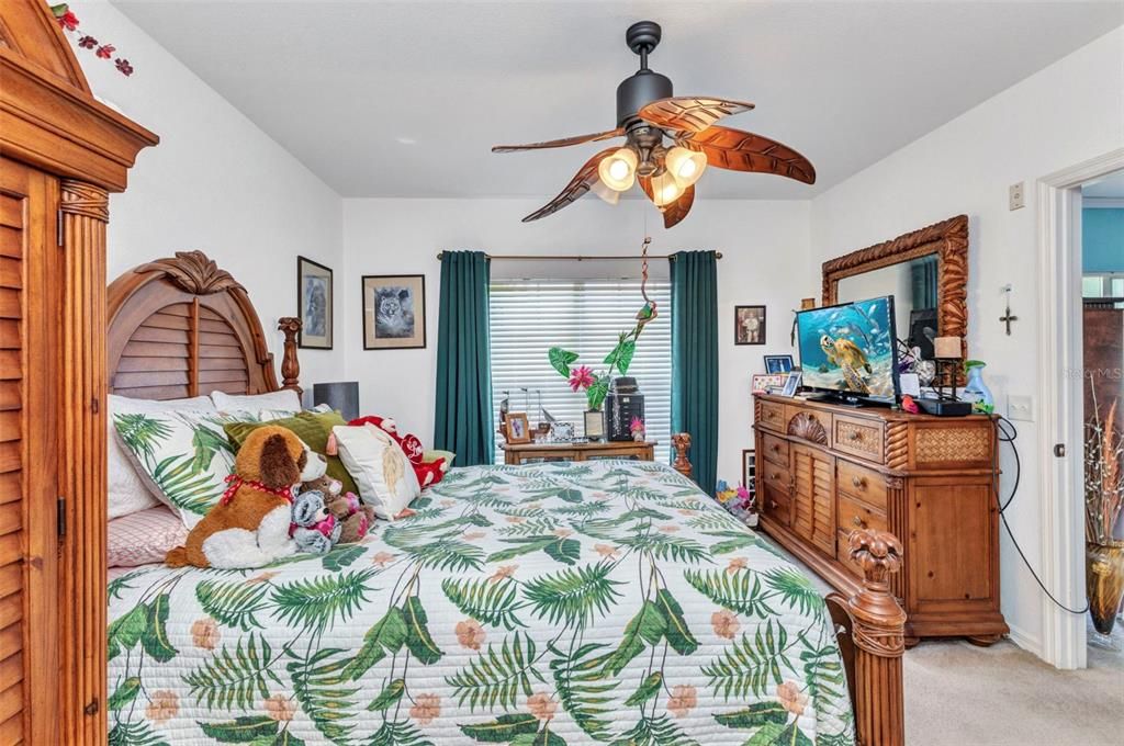 Activo con contrato: $149,000 (2 camas, 2 baños, 996 Pies cuadrados)