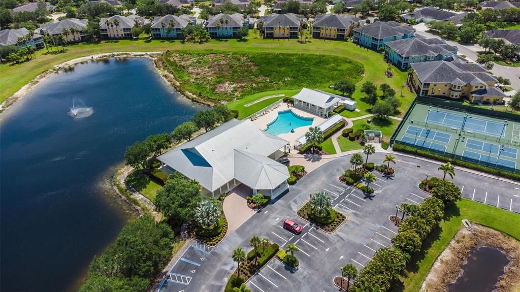 Activo con contrato: $149,000 (2 camas, 2 baños, 996 Pies cuadrados)