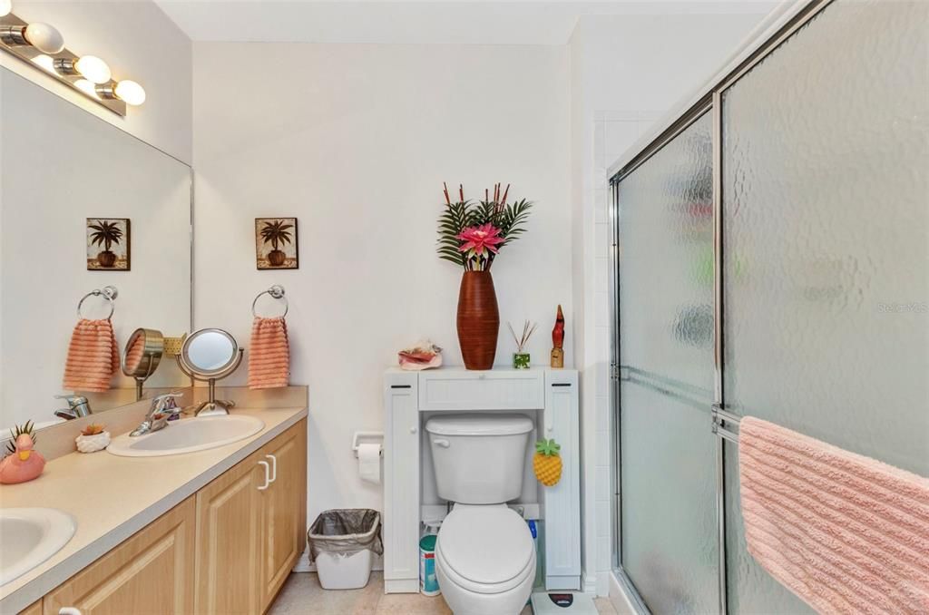 Activo con contrato: $149,000 (2 camas, 2 baños, 996 Pies cuadrados)