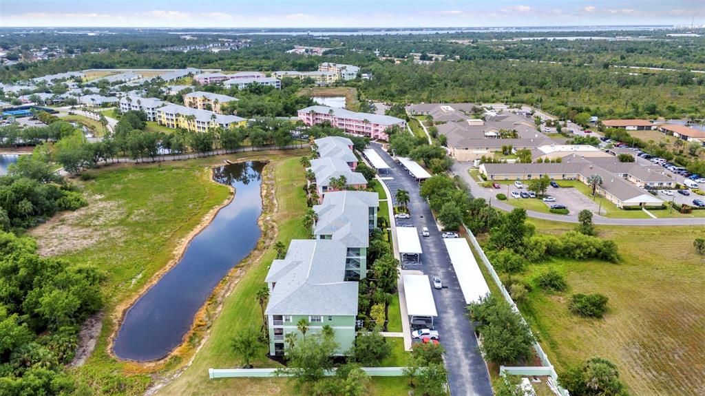 Activo con contrato: $149,000 (2 camas, 2 baños, 996 Pies cuadrados)