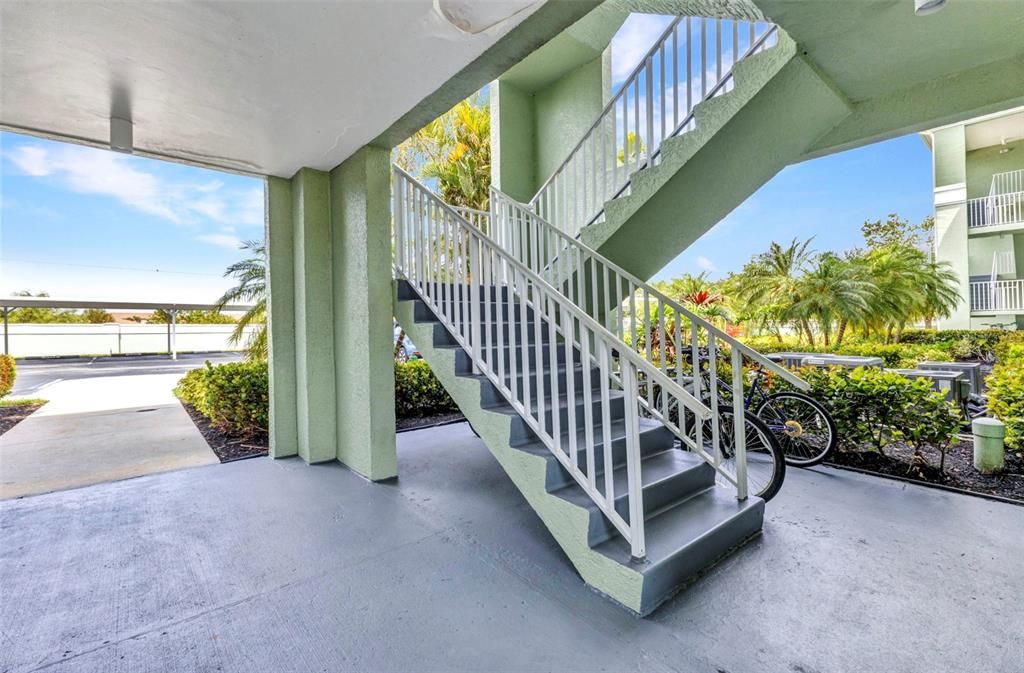 Activo con contrato: $149,000 (2 camas, 2 baños, 996 Pies cuadrados)