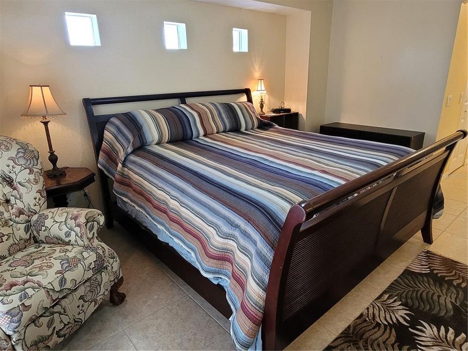 For Rent: $3,000 (3 beds, 2 baths, 2153 Square Feet)