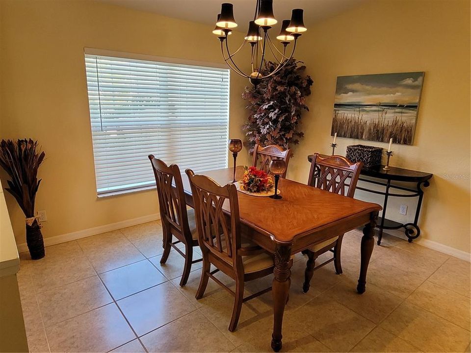 For Rent: $3,000 (3 beds, 2 baths, 2153 Square Feet)