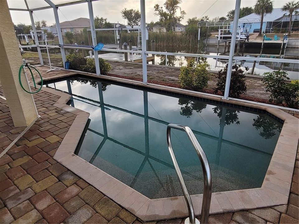 For Rent: $3,000 (3 beds, 2 baths, 2153 Square Feet)