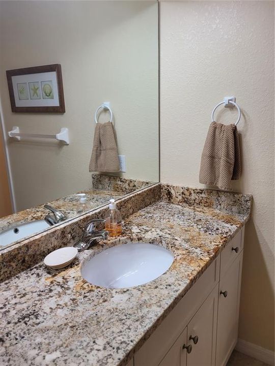 For Rent: $3,000 (3 beds, 2 baths, 2153 Square Feet)