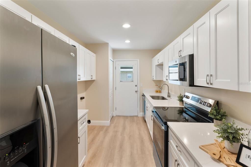 En Venta: $225,000 (3 camas, 2 baños, 1200 Pies cuadrados)