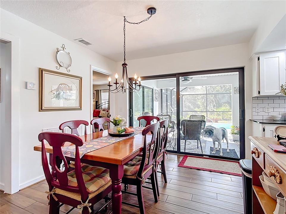 待售: $720,000 (3 贝兹, 2 浴室, 1680 平方英尺)