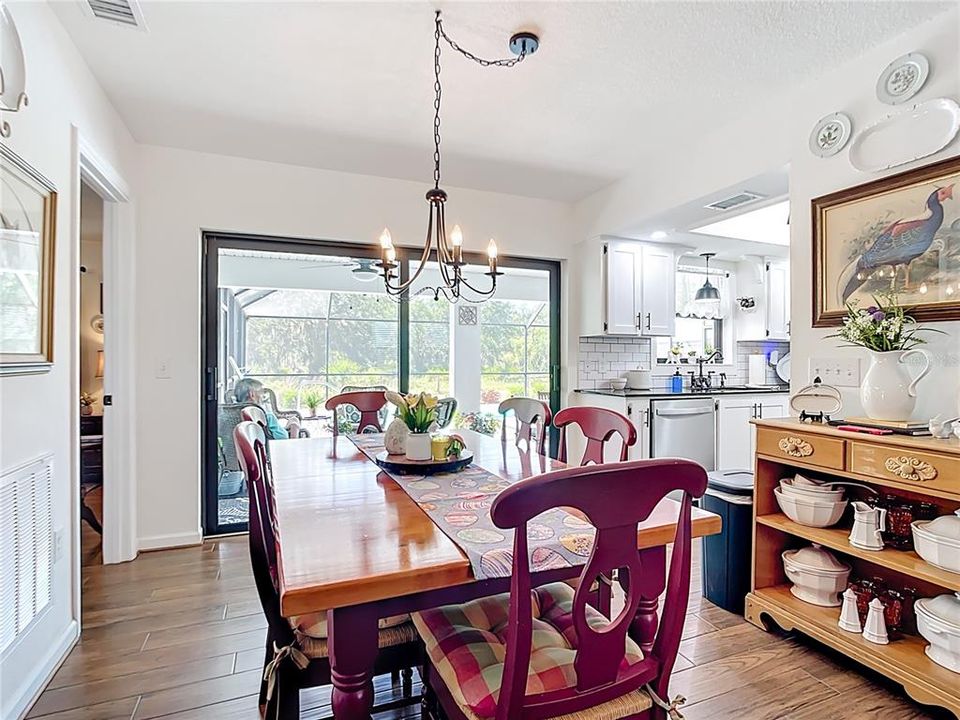 待售: $720,000 (3 贝兹, 2 浴室, 1680 平方英尺)