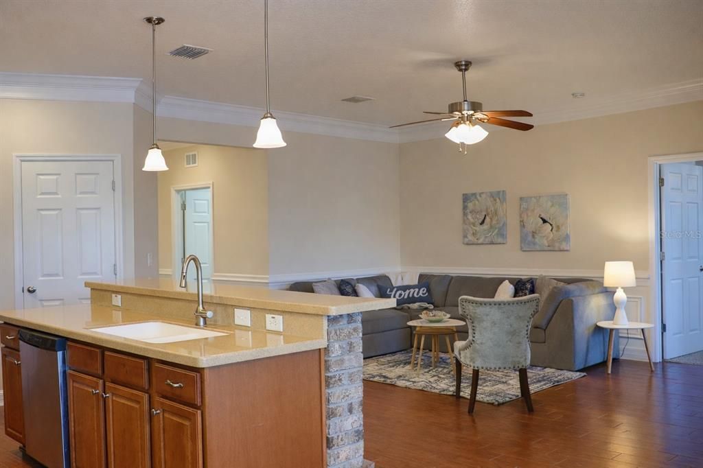For Sale: $450,000 (4 beds, 3 baths, 2017 Square Feet)