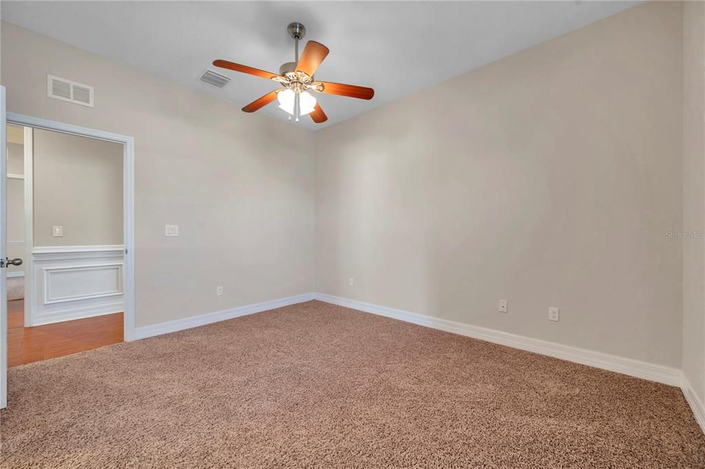 For Sale: $450,000 (4 beds, 3 baths, 2017 Square Feet)