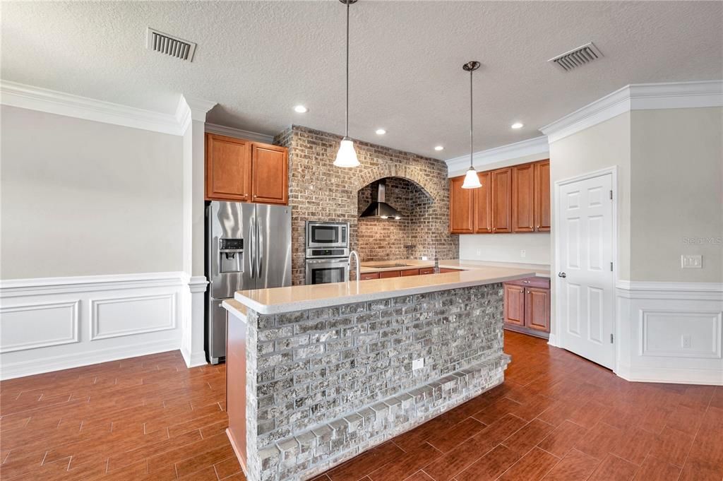 For Sale: $450,000 (4 beds, 3 baths, 2017 Square Feet)