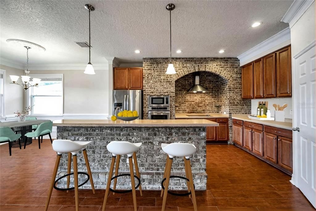 For Sale: $450,000 (4 beds, 3 baths, 2017 Square Feet)