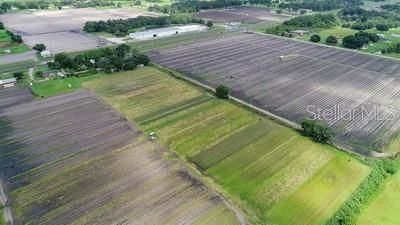 На продажу: $1,400,000 (7.51 acres)