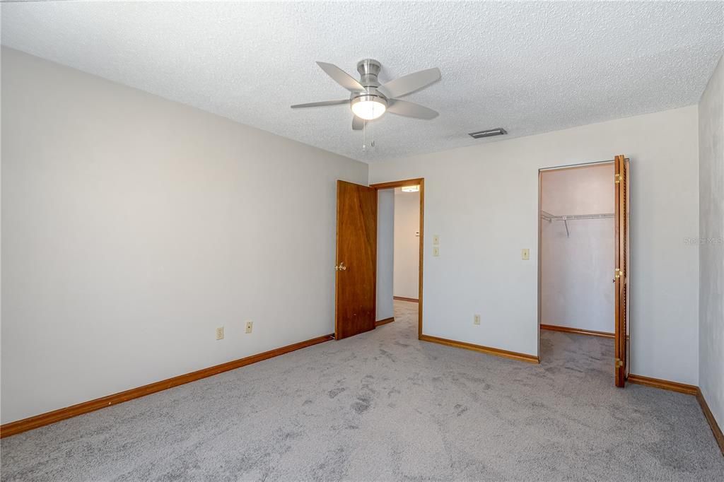 For Sale: $394,900 (3 beds, 2 baths, 1754 Square Feet)