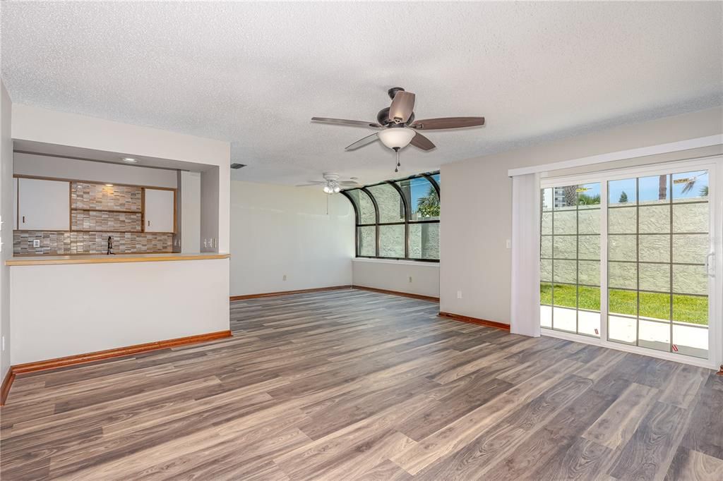 For Sale: $394,900 (3 beds, 2 baths, 1754 Square Feet)