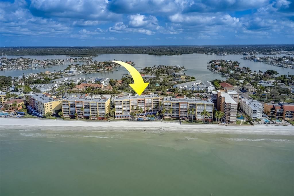 В аренду: $9,000 (3 спален, 2 ванн, 1460 Квадратных фут)