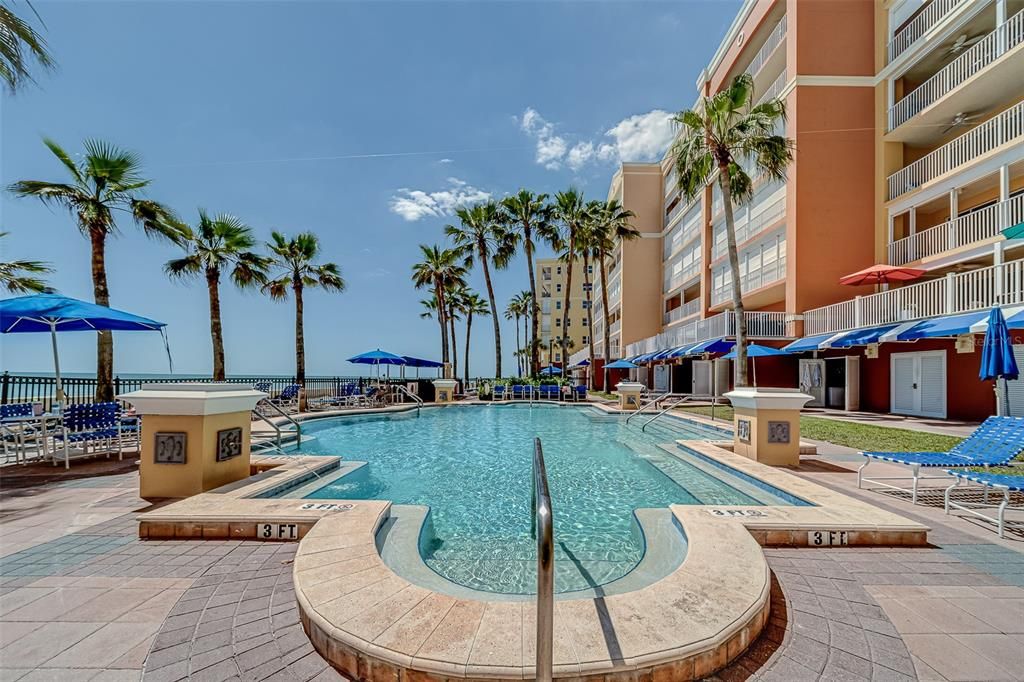 В аренду: $9,000 (3 спален, 2 ванн, 1460 Квадратных фут)