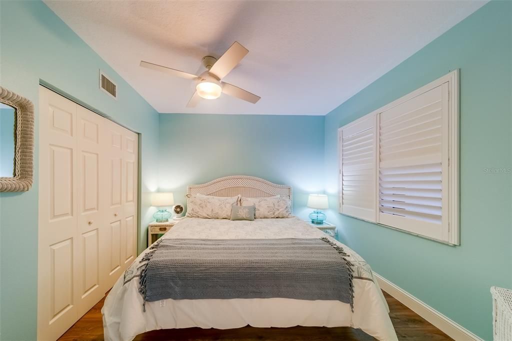 В аренду: $9,000 (3 спален, 2 ванн, 1460 Квадратных фут)