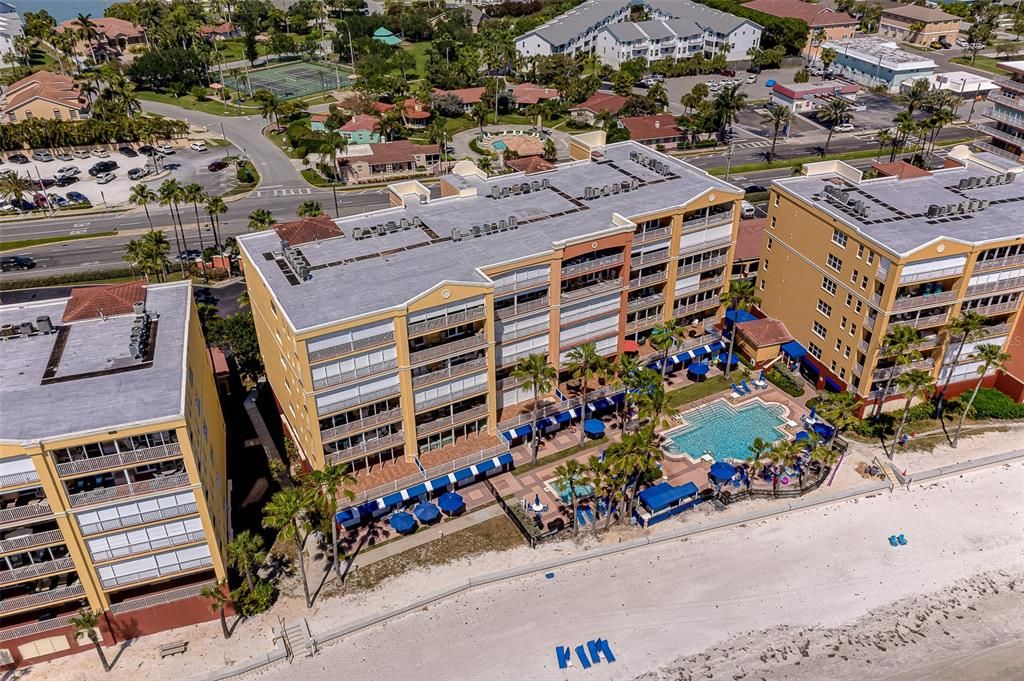 В аренду: $9,000 (3 спален, 2 ванн, 1460 Квадратных фут)