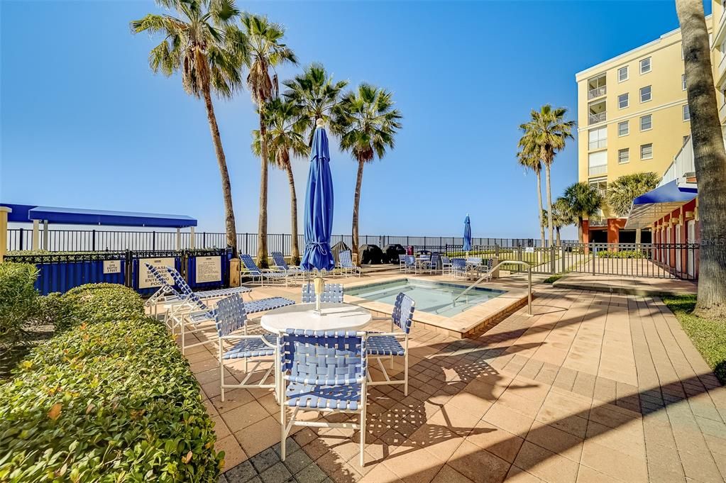 В аренду: $9,000 (3 спален, 2 ванн, 1460 Квадратных фут)