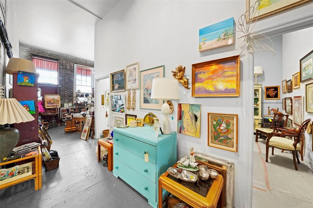 На продажу: $60,060 (0 спален, 0 ванн, 2860 Квадратных фут)