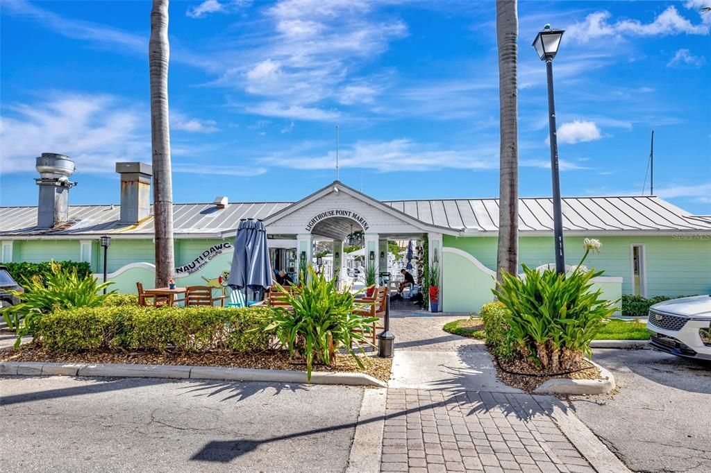 For Sale: $380,000 (2 beds, 2 baths, 890 Square Feet)