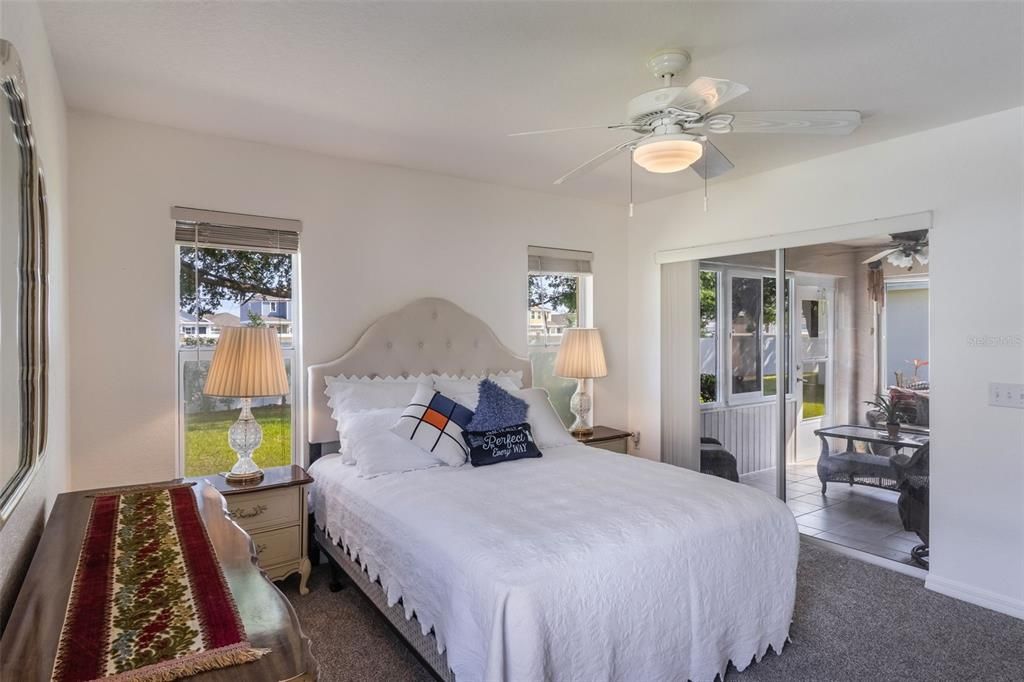 待售: $218,900 (2 贝兹, 2 浴室, 1170 平方英尺)