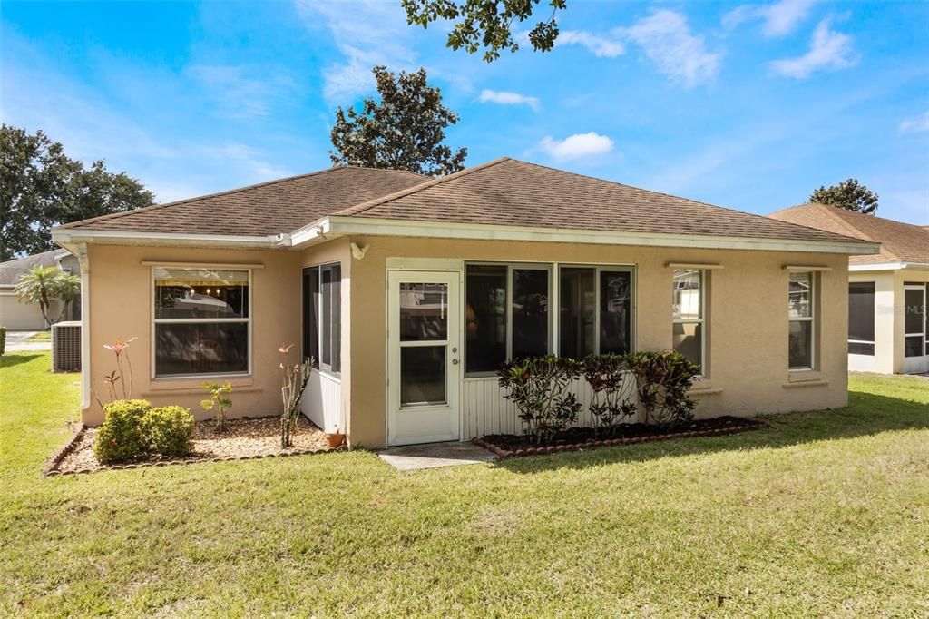 待售: $218,900 (2 贝兹, 2 浴室, 1170 平方英尺)