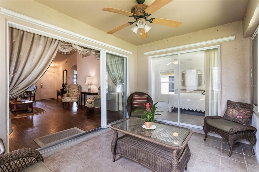 待售: $218,900 (2 贝兹, 2 浴室, 1170 平方英尺)