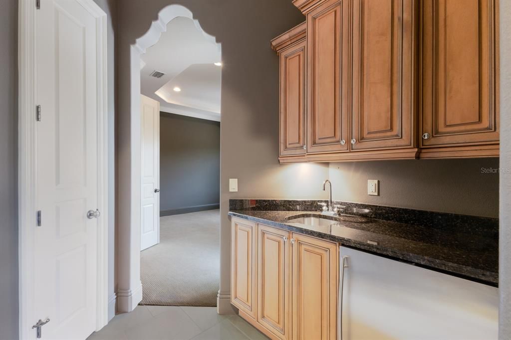 待售: $6,499,000 (6 贝兹, 6 浴室, 11078 平方英尺)