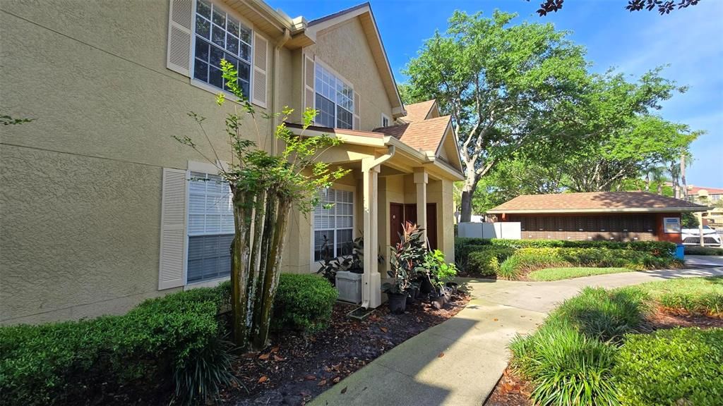 Recientemente alquilado: $1,800 (3 camas, 2 baños, 1266 Pies cuadrados)