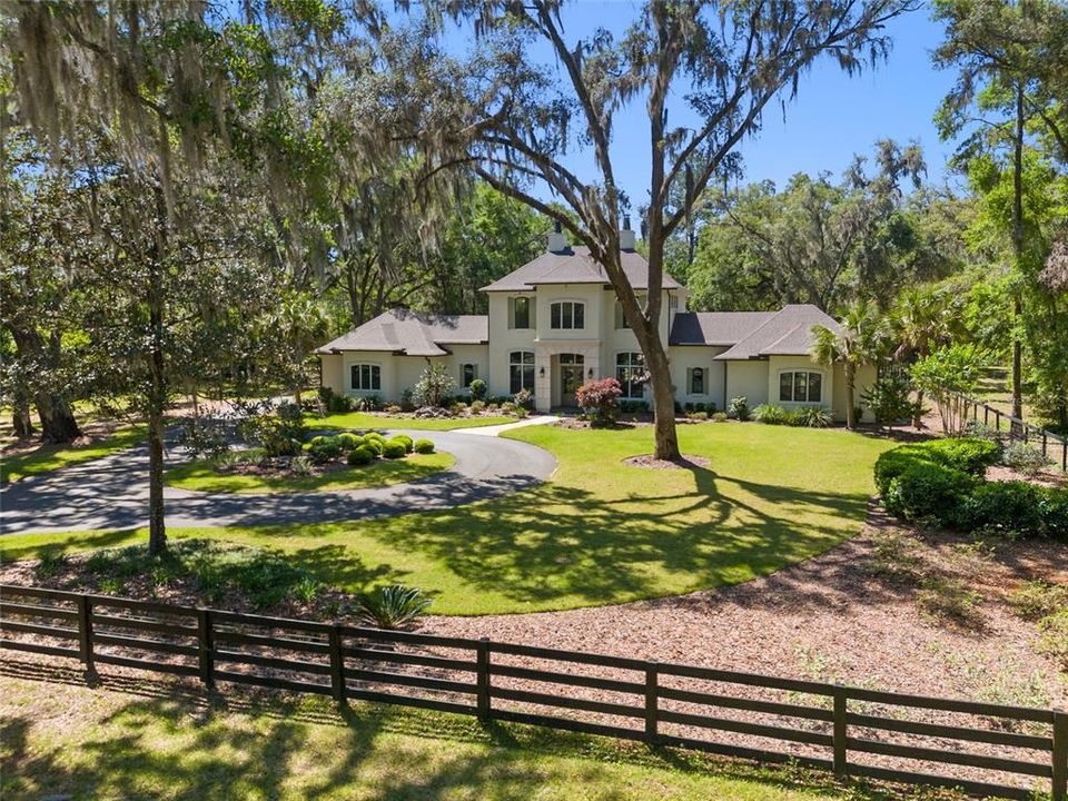 En Venta: $1,920,000 (3 camas, 4 baños, 4177 Pies cuadrados)