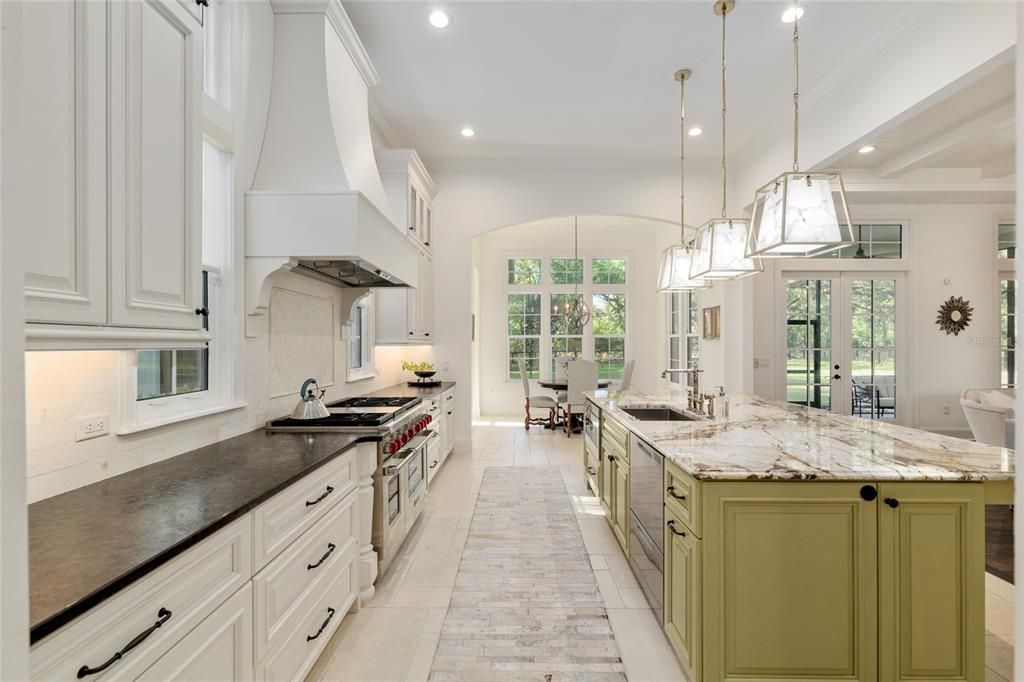 En Venta: $1,920,000 (3 camas, 4 baños, 4177 Pies cuadrados)